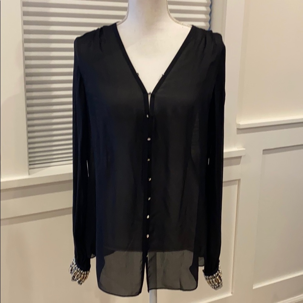 Excellent condition Elizabeth & James Silk Blouse